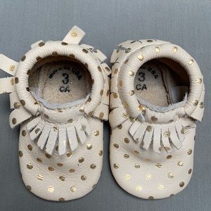 Freshly Picked moccasins: cream with gold dots